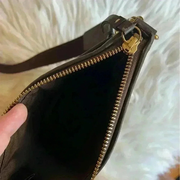 Coach F40970 Gold Metallic Leather Suede Signature Patchwork Crossbody Bag - Picture 8 of 13